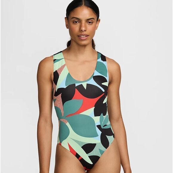 Nike Swim Women's Keyhole Back One-Piece Swimsuit- Size Small - Picture 1 of 10